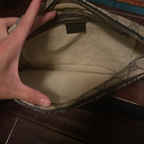 Gucci - Picture 2 of 4